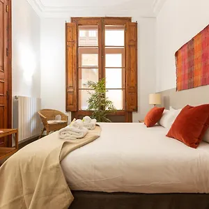 Great Spacious In The Gothic Quarter Barcelona